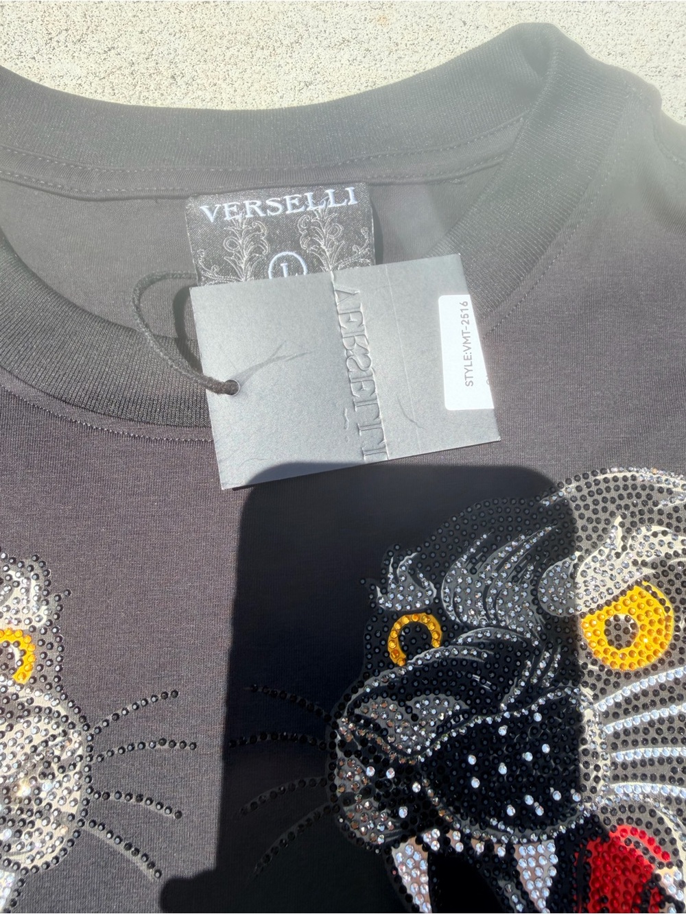 Men's Black Short-Sleeve Tee with Twin Panther Embroidery - Picture 3 of 4